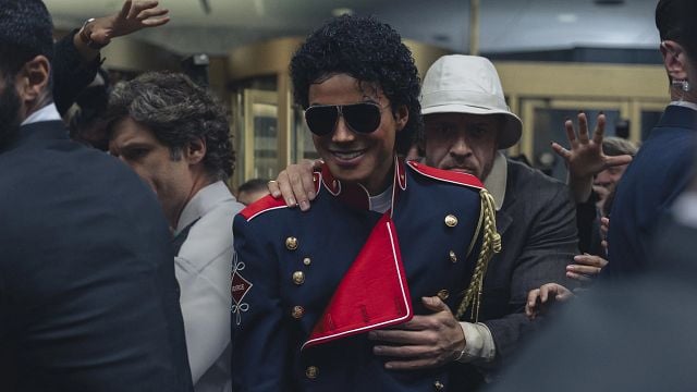 Imagem da notícia Michael Jackson estreou nos cinemas nos anos 70, mas a cinebiografia foi obrigada a cortar todas as cenas que mencionavam o filme