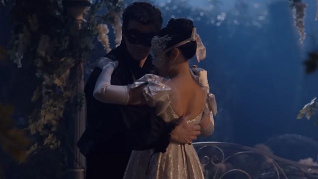 Imagem da notícia Em 6 semanas, a maior série de romance da história Netflix retorna para sua aguardadíssima 4ª temporada