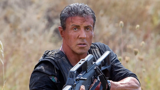 Imagem da notícia "Lá você pode atirar nas pessoas e eles dizem 'obrigado'": Stallone já falou mal do Brasil e nos irritou profundamente