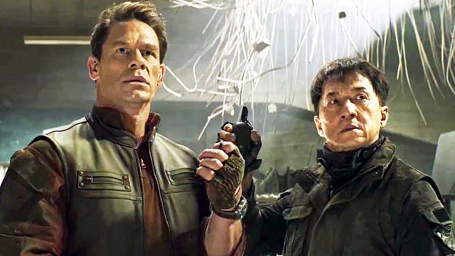 Imagem da notícia Em 2023, Netflix resgatou um filme de ação que ninguém queria lançar nos cinemas: John Cena e Jackie Chan estreiam blockbuster com toque de Mad Max