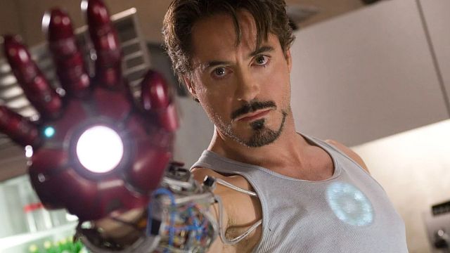 Imagem da notícia Sessão da Tarde hoje (09/10): Homem de Ferro, filme indicado ao Oscar, inaugurou as produções do Universo Cinematográfico da Marvel