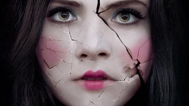 Imagem da notícia 70 pontos no rosto e um processo: Atriz viveu pesadelo real em cena deste filme de terror adorado de 2018