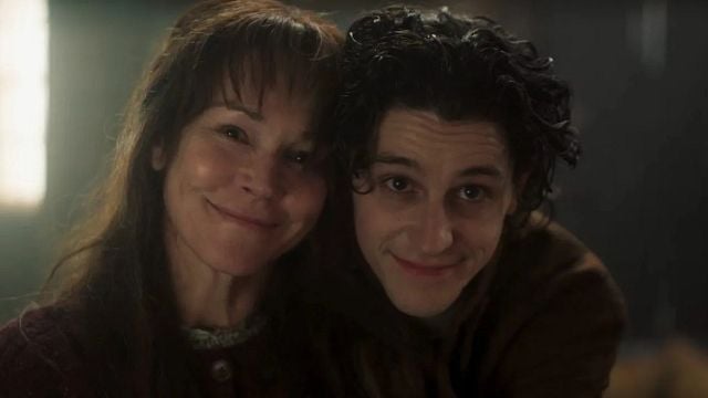 Imagem da notícia "Game of Thrones para crianças de 9 anos": Owen Painter, de Wandinha, discute dinâmica questionável entre os irmãos Isaac e Françoise na 2ª temporada