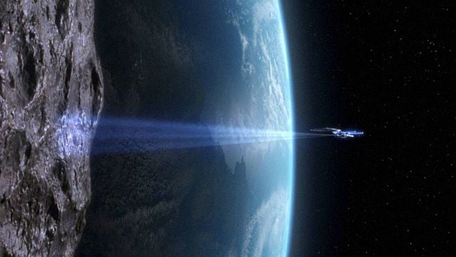 Imagem da notícia Últimos dias para assistir na Netflix: A icônica saga de ficção científica que definiu o gênero na televisão por décadas