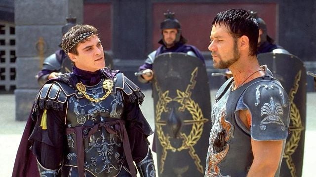 Imagem da notícia "Terrivelmente antiprofissional": Ridley Scott lembra que Russell Crowe ficou chocado com Joaquin Phoenix durante Gladiador