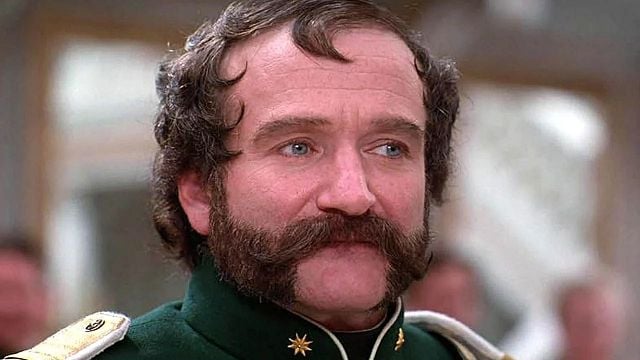 Imagem da notícia Este elaborado épico de 4 horas foi um mega-fracasso, apesar de ter Robin Williams, Kate Winslet e muitas outras estrelas