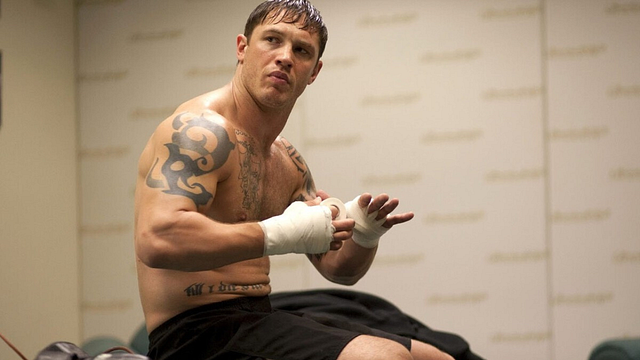 Um dos melhores filmes de Tom Hardy está disponível no streaming: Um espetáculo intenso e emocionante que fracassou injustamente nos cinemas