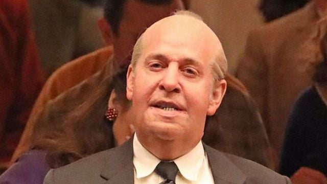 Imagem da notícia O ator que faz Alfred Hitchcock em Monstro: A História de Ed Gein faz outros sucessos do streaming - mas está tão irreconhecível que você não notou