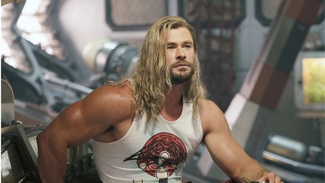Imagem da notícia "Vou ter que ganhar mais massa muscular do que nunca": Chris Hemsworth deveria se tornar uma estrela polêmica para a Netflix – por isso o filme nunca aconteceu!