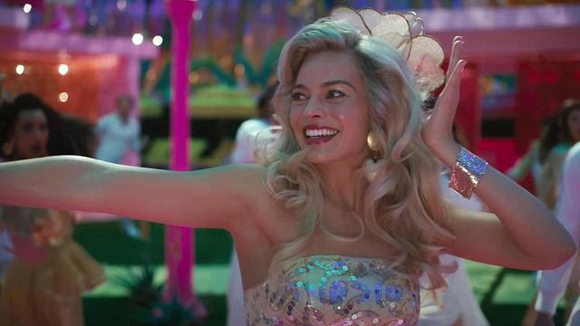 Imagem da notícia Margot Robbie prometeu e cumpriu: Barbie faz história e quebra recorde impressionante de bilheteria