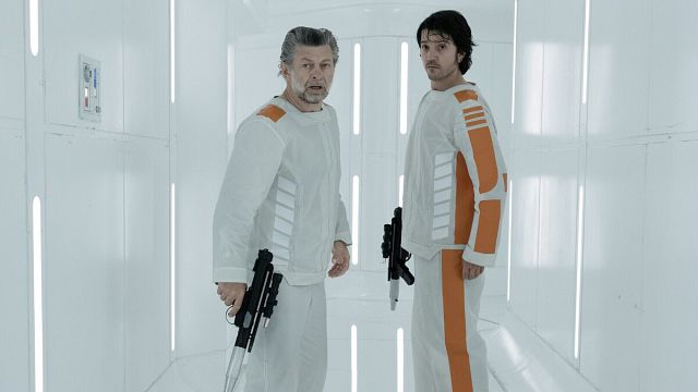 Imagem da notícia Roteirista de Star Wars sobre o risco das franquias: "Seu impulso é abrir a caixa de brinquedos e brincar com todos"