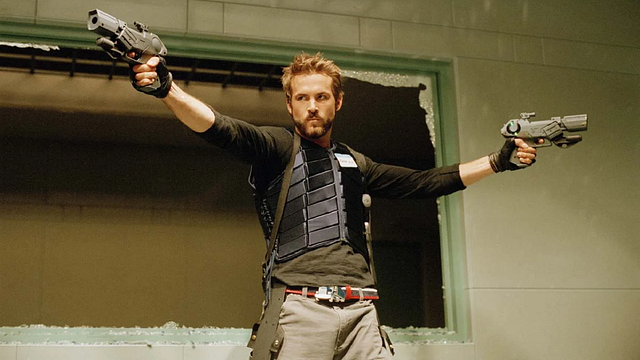 Imagem da notícia No streaming: Antes de Deadpool, Ryan Reynolds levou 12 anos para se redimir deste fracasso da Marvel que quase ninguém lembra
