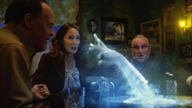 Imagem da notícia “Absolutamente excelente! Sigo recomendando": Mike Flanagan defende novo filme de terror que está causando polêmica por usar IA