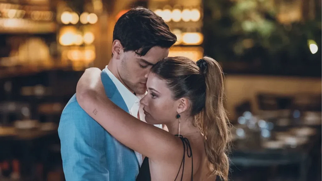 Imagem da notícia Gabriel Guevara e Nicole Wallace encerram suas carreiras com Nossa Culpa: "É triste, mas também é preciso saber dizer adeus."