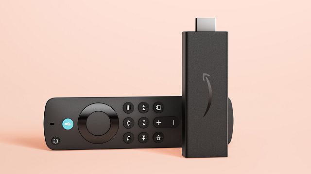 Imagem da notícia Sua TV vira Smart de última geração: Fire TV Stick HD em oferta hoje