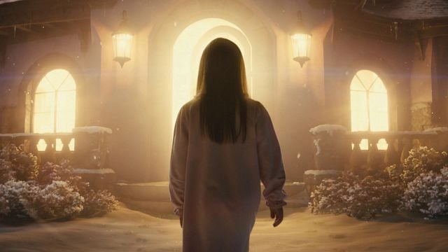 Imagem da notícia Vinte anos após Guerra dos Mundos, Steven Spielberg lança novo filme de invasão alienígena estimado em 200 milhões de dólares