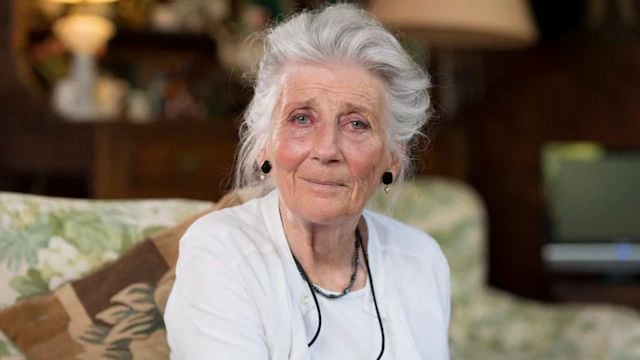Imagem da notícia Morre Phyllida Law, aos 94 anos: Atriz e mãe de Emma e Sophie Thompson, ela atuou com as filhas em vários filmes