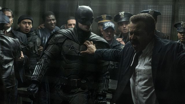 Imagem da notícia Este é supostamente o novo Batman do DCU: Ele quase interpretou o Superman!