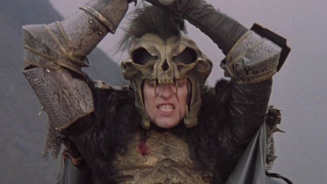 Imagem da notícia "Só pode haver um": Henry Cavill vai brigar com estrela da Marvel para ser o último imortal no novo Highlander