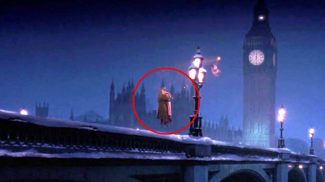 Imagem da notícia Eles aparecem por apenas 13 segundos no filme: Você reconheceu esses dois ícones de Star Wars em Hook?