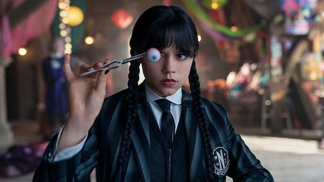 Imagem da notícia Lançamentos da Netflix na semana (04/08 a 10/08): Estrelada por Jenna Ortega, 2ª temporada de Wandinha fica como destaque