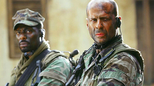 Imagem da notícia “O maior pé no saco”: Bruce Willis e o diretor de O Protetor tiveram muitos problemas durante as filmagens deste filme de ação de guerra