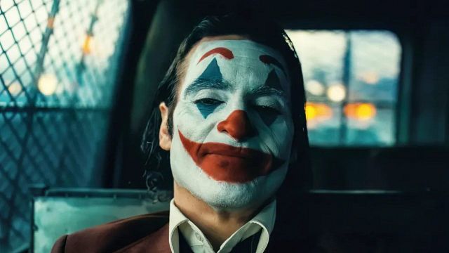 Imagem da notícia Quanto Joaquin Phoenix ganhou para fazer Coringa 2? Salário do ator quadruplicou desde o primeiro filme