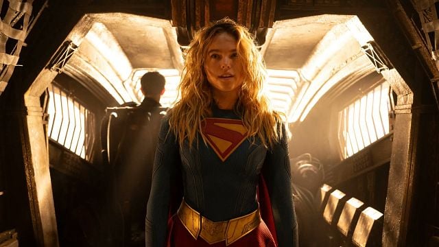 Imagem da notícia Quase 50 anos depois do clássico: Este é o detalhe emocionante no traje da nova heroína da DC que resgata o legado do maior ícone do estúdio