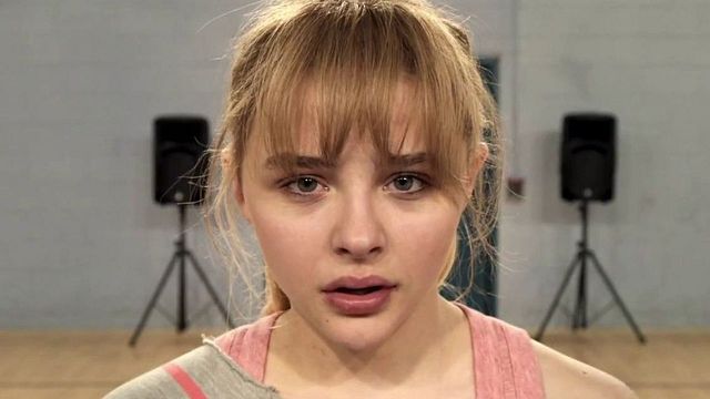 Imagem da notícia "Estava lidando com misoginia a vida toda": Chloë Moretz expõe episódio traumático enquanto menor de idade em Hollywood