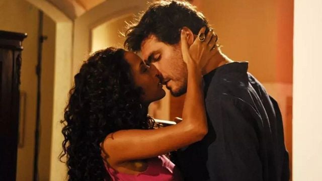 Imagem da notícia "A vida do ator é feita de tristezas": Há 26 anos, uma das maiores atrizes do Brasil chegou a gravar Terra Nostra, mas foi excluída do elenco