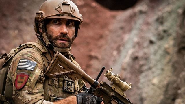 Imagem da notícia Este blockbuster de ação estrelado por Henry Cavill e Jake Gyllenhaal foi filmado em 2023 e está preso no limbo do desenvolvimento desde então