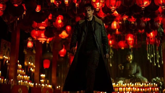 Imagem da notícia Esperamos 5 anos por este remake de fantasia com Henry Cavill: As primeiras imagens finalmente saíram e têm DNA de John Wick