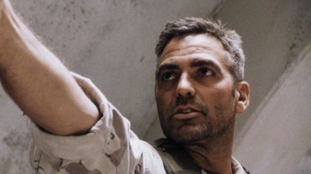 Imagem da notícia "Miserável de m*rda": Este filme de guerra foi um pesadelo para George Clooney ele nunca mais quer ver seu diretor