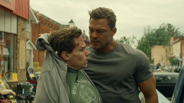 Imagem da notícia A série que destronou Reacher no Prime Video com armas bem diferentes do suspense policial de Alan Ritchson