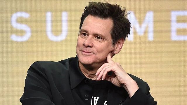 Imagem da notícia Jim Carrey ofereceu 20 milhões de dólares para ser demitido deste filme: Foi um de seus melhores papéis, mas causou ataques de pânico