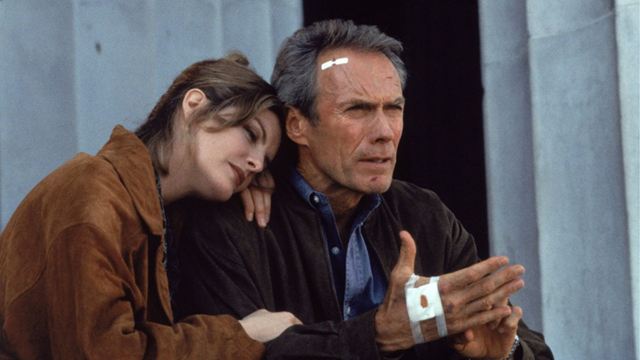 No streaming: Clint Eastwood salvou o final deste thriller que foi um grande sucesso após seu lançamento