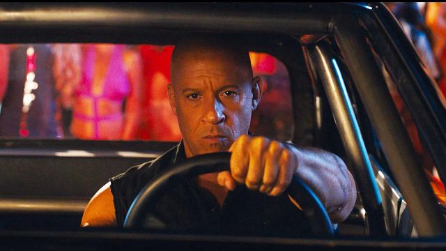 Imagem da notícia Velozes & Furiosos 11: Próximo filme de Vin Diesel ganha data de estreia - e não está tão longe quanto o esperado