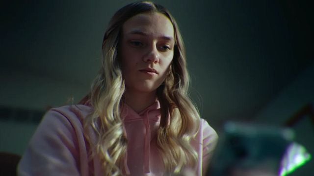 Imagem da notícia O filme que acaba de chegar na Netflix é uma história real e está deixando todo mundo boquiaberto: Está no topo das listas em todos os países