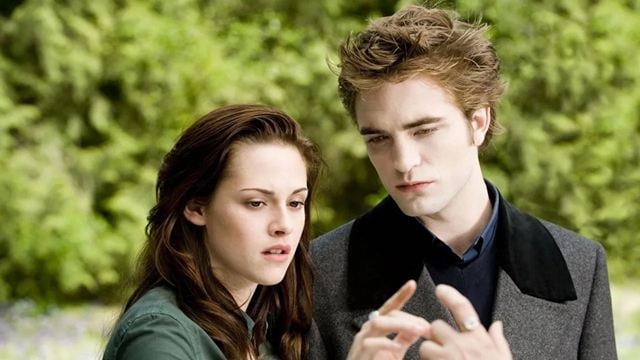 A cronologia da história de amor de Bella e Edward em uma única imagem: Apenas 20 meses se passaram entre seu primeiro encontro e Renesmee