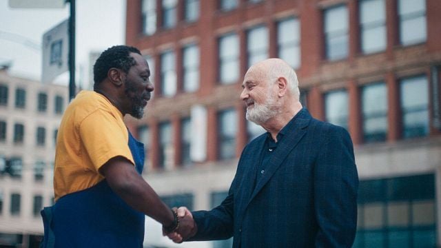 Imagem da notícia Ator de The Bear recebe indicação póstuma ao Emmy: Morte trágica chocou fãs