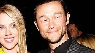 Imagem da notícia Joseph Gordon-Levitt prepara comédia com Scarlett Johansson