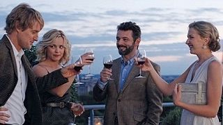 Imagem da notícia Roteiristas premiam Meia Noite em Paris e Os Descendentes