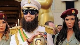 Imagem da notícia Veja o que aprontou Sacha Baron Cohen no Oscar 2012