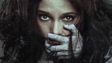 Imagem da notícia Trailer: Veja Ashley Greene, de Crepúsculo, e Tom Felton, de Harry Potter, juntos em filme de terror
