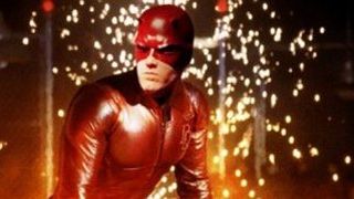 Imagem da notícia Marvel e Fox estudam troca de personagens envolvendo Demolidor, Surfista Prateado e Galactus