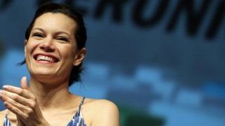 Imagem da notícia Diário de Brasília: Hermila Guedes brilha em Era uma Vez Eu, Verônica