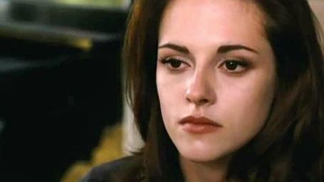 A Saga Crepúsculo: Bella tenta agir como humana em novo vídeo de Amanhecer - Parte 2