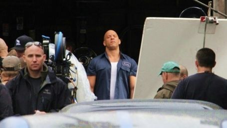 Imagem da notícia Velozes & Furiosos 6: veja fotos dos bastidores de gravação
