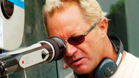 Imagem da notícia Diretor de Serpentes a Bordo, David R. Ellis morre aos 60 anos