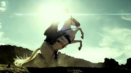 Imagem da notícia Novos trailers legendados de O Cavaleiro Solitário e Oz: Mágico e Poderoso